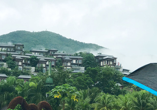 We Went To The ”Hawaii” Of China: Sanya